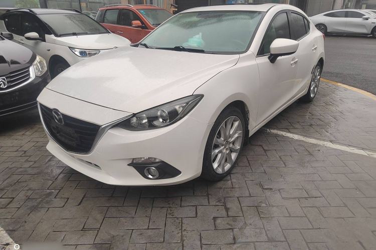Used Mazda Mazda 3 Axela 2014 Sedan 2.0L Automatic Sport Model
