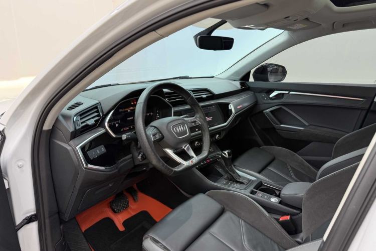 Used Audi Q3 Sportback 2022 40 TFSI Fashion Model
