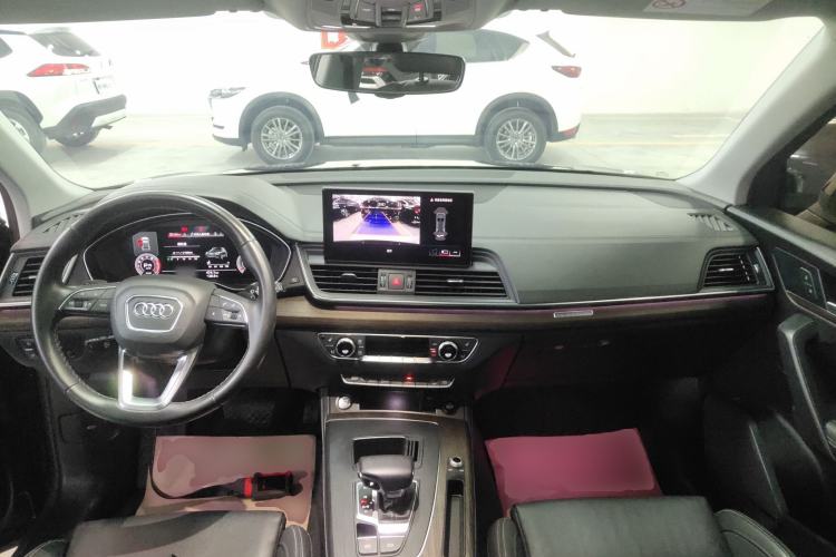 Used Audi Q5L 2021 40 TFSI Fashionable and Elegant Model