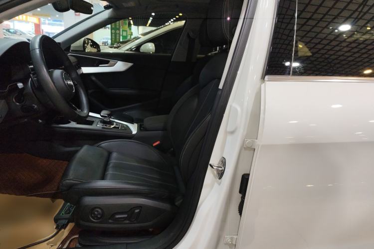 Used Audi A4L 2022 40 TFSI Fashion Dynamic Model