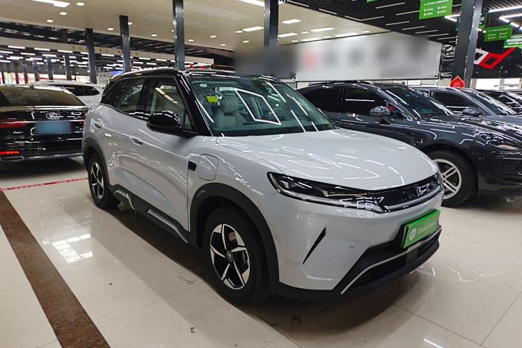 Used BYD Yuan UP 2025 Intelligent Driving Version 401 km Leading Edition
