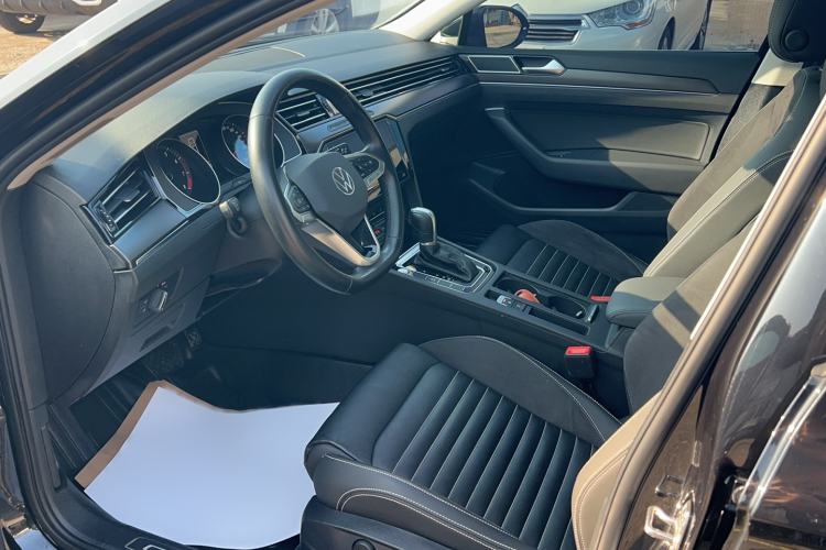 Used Volkswagen Magotan 2020 330TSI DSG Leading Model
