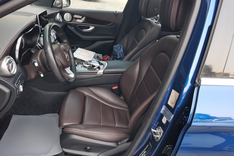 Used Mercedes-Benz GLC 2017 GLC 260 4MATIC Luxury Model