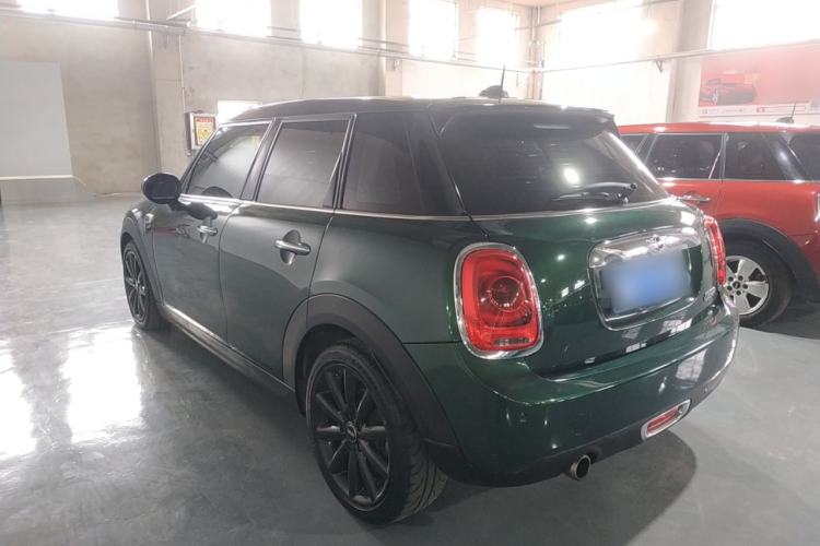 Used  MINI 2016 1.5T COOPER Pioneer Edition Five-Door Model