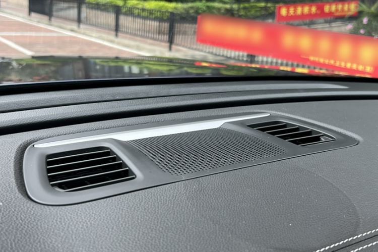 Used GAC Trumpchi GS8 2022 Flagship Series 2.0 TGDI Four-Wheel Drive Luxury Smart Connectivity Version (7 Seats)
