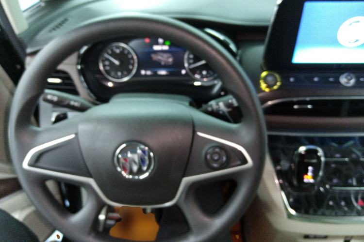 Used Buick GL8 2022 Land Cruiser Executive Class 652T Comfort Model
