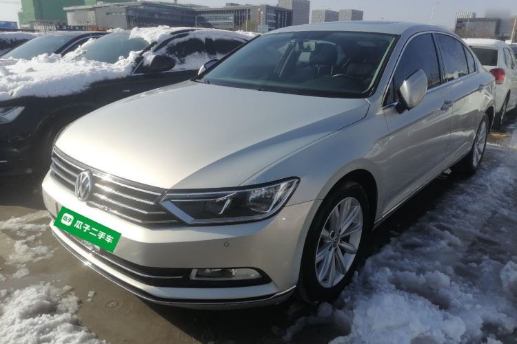 Used Volkswagen Magotan 2017 330TSI DSG Leading Model
