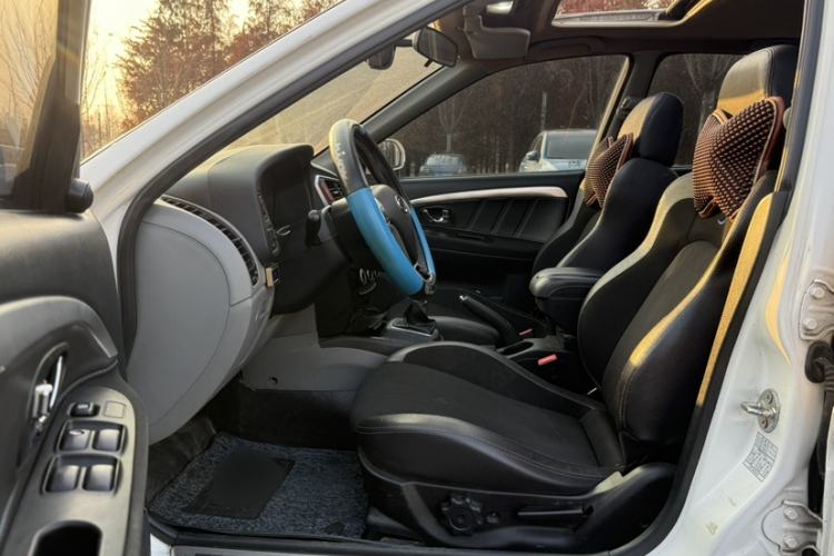 Used Soueast V3 Lingyue 2015 1.5L Manual Style Edition
