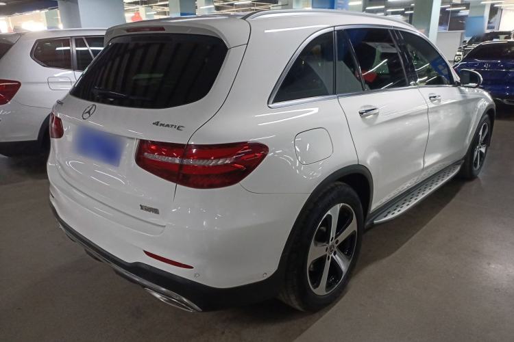 Used Mercedes-Benz GLC 2019 Facelift GLC 260 L 4MATIC Luxury Model
