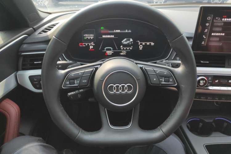 Used Audi A4L 2022 40 TFSI Luxury Dynamic Model
