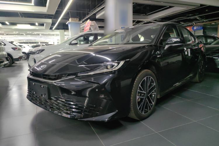 Used Toyota Camry 2024 Dual-Engine 2.5HG Prestige Edition