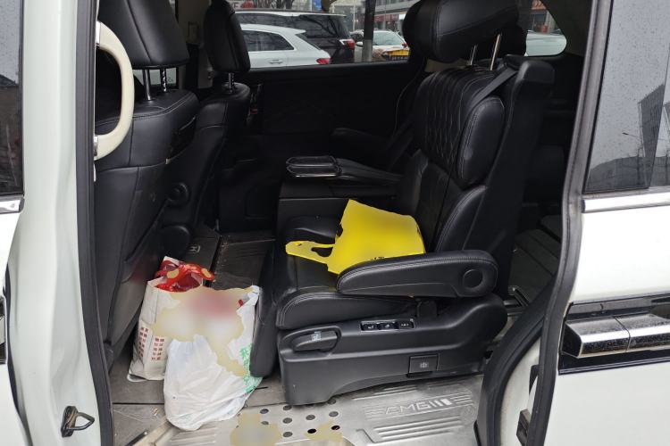 Used Honda Elysion 2019 2.0L Hybrid Luxury Edition
