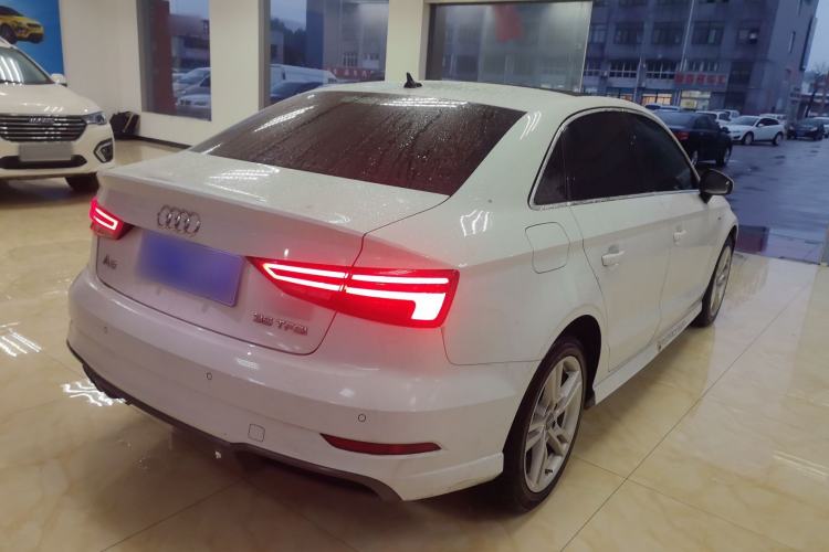 Used Audi A3 2019 Limousine 35 TFSI Fashion Edition China VI Emission Standard