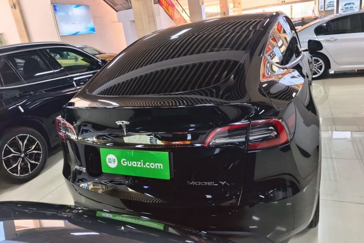 Used Tesla Model Y 2021 Standard Range Rear-Wheel Drive Version
