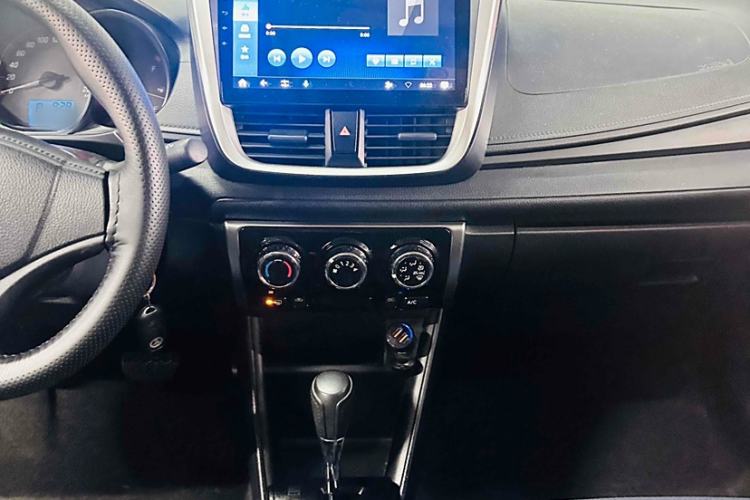 Used Toyota YARiS L 2020 1.5L CVT Leading Edition
