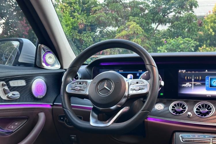 Used Mercedes-Benz E-Class 2019 E 300 L Sport Luxury Edition
