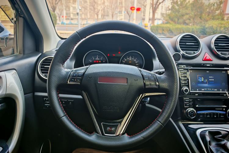 Used Haval H6 2014 Upgraded Model 1.5T Manual Two-Wheel Drive Elite Version