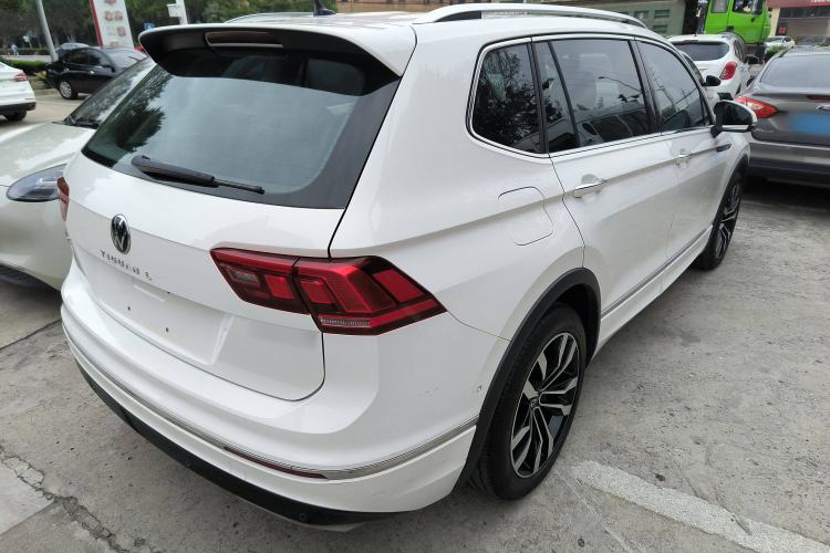 Used Volkswagen Tiguan L 2021 330TSI Automatic Two-Wheel Drive R-Line Enhanced Edition
