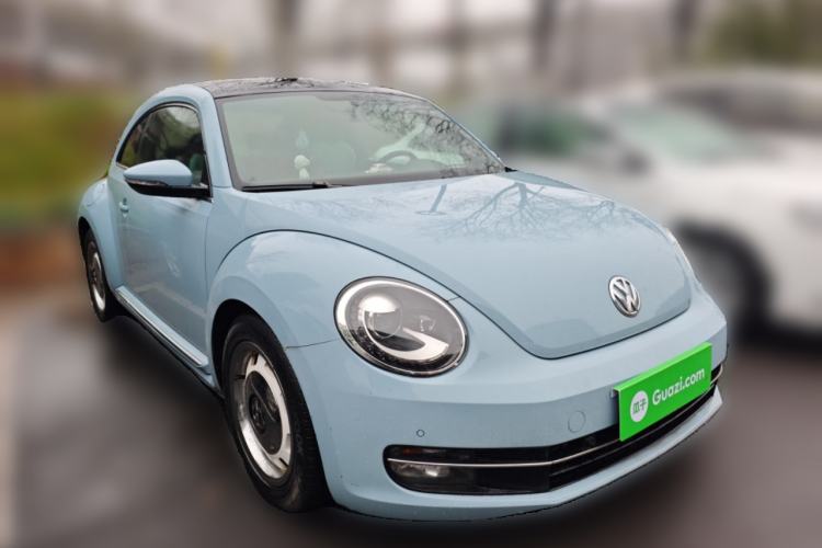 Used Volkswagen Beetle 2015 180TSI model
