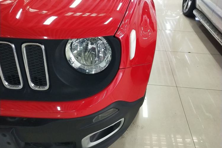 Used  Renegade 2017 180T Automatic Jingneng Edition
