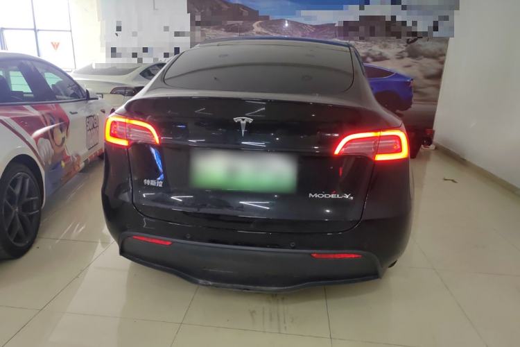 Used Tesla Model Y 2021 Standard Range Rear-Wheel Drive Version
