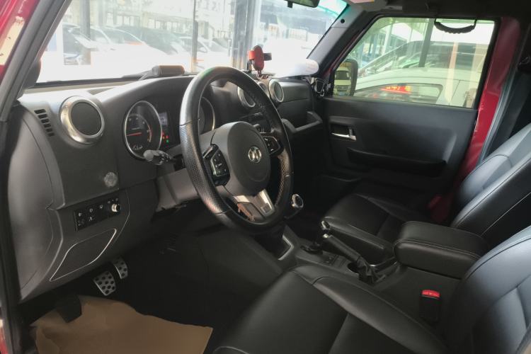 Used BAIC Off-Road BJ40 2016 40L 2.0T Manual All-Wheel Drive Prestige Edition
