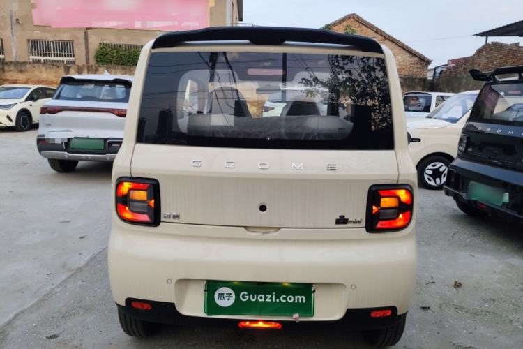 Used  Panda 2025 210 km – Yuanqi Bear
