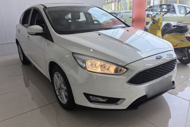Used Ford Focus 2015 Hatchback 1.6L Automatic Fashion Edition