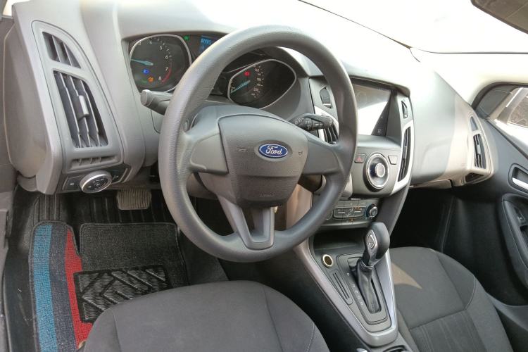 Used Ford Focus 2015 Hatchback 1.6L Automatic Comfort Model