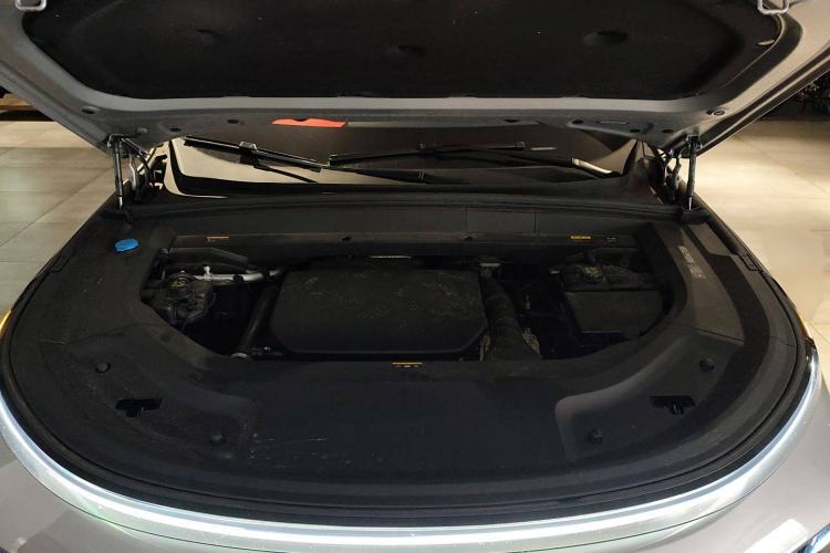 Used Li Auto L9 2022 Max model
