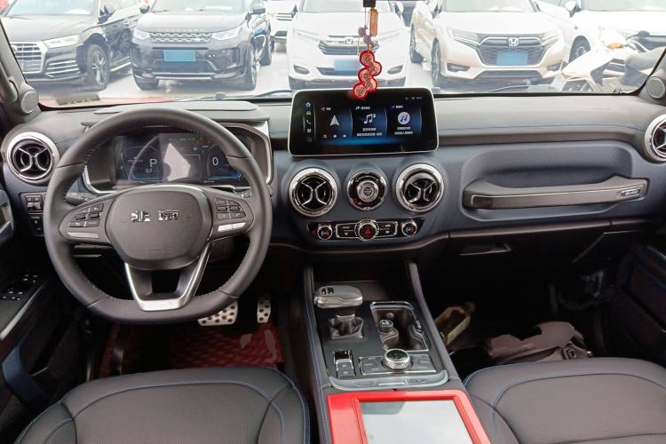 Used Beijing Auto BJ40 2023 2.0D Automatic Four-Wheel Drive Blade Hero Edition Adventurer Type
