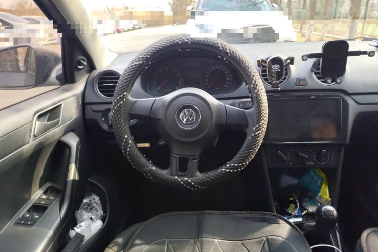 Used Volkswagen Jetta 2015 1.6L Manual Fashion Edition