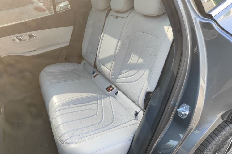 Used  Galaxy Xingjian 7 EM-i 2025 120km Launch+ Version
