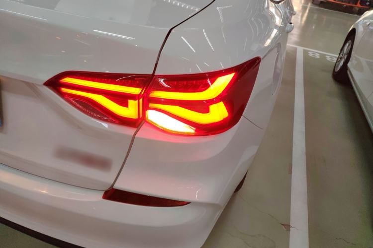 Used Chevrolet Monza 2022 320 Automatic Enjoyment Sunroof Version
