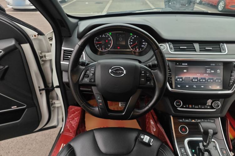 Used Land X7 2015 2.0T Panoramic Prestige Edition