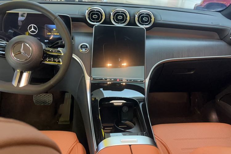 Used Mercedes-Benz GLC 2023 GLC 260 L 4MATIC Luxury 7-Seater