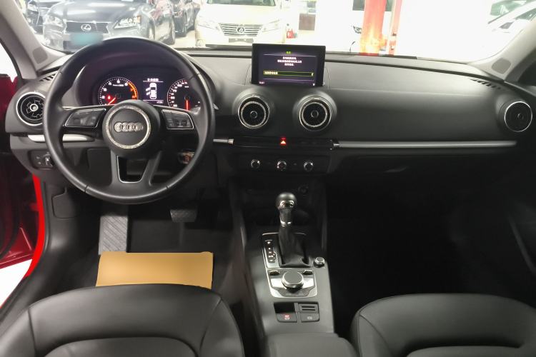 Used Audi A3 2018 30th Anniversary Edition Sportback 35 TFSI Ambition Model
