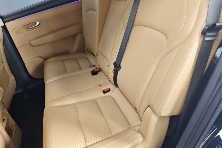 Used  E5 PLUS 2025 165 km Long-Range Version PLUS 7-Seater
