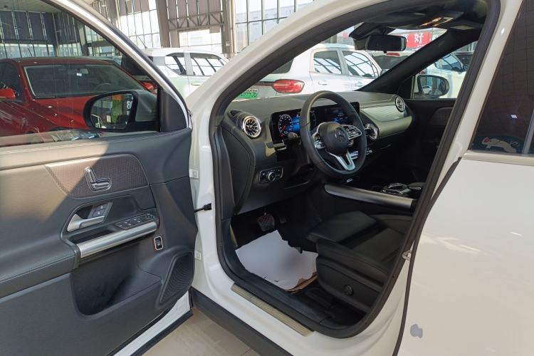 Used Mercedes-Benz EQA 2023 EQA 260