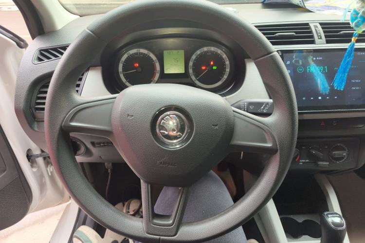 Used Skoda Fabia 2017 1.4L Automatic Car Enjoy Edition
