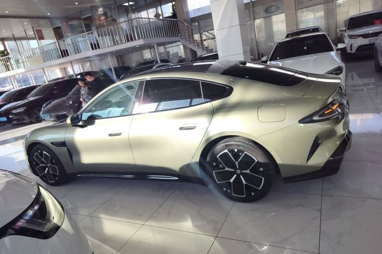 Used  SU7 2024 Rear-Drive Long-Range Intelligent Driving Version
