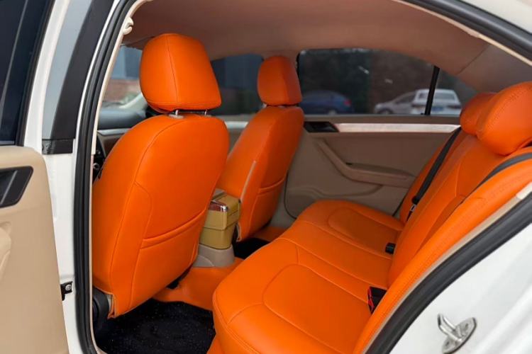 Used Volkswagen Jetta 2015 Zhuihui Edition 1.4L Manual Fashion Model
