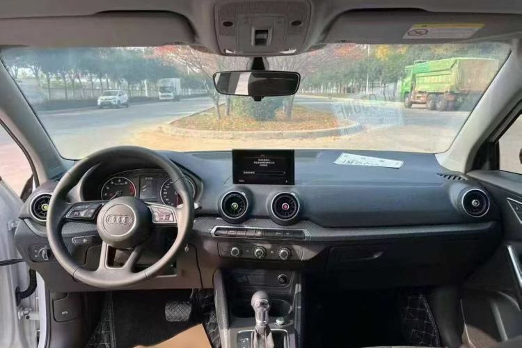 Used Audi Q2L 2018 35 TFSI Launch Exclusive Edition China VI
