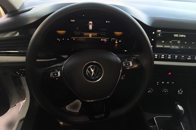 Used Volkswagen Lavida 2022 1.5L Automatic Vision Edition
