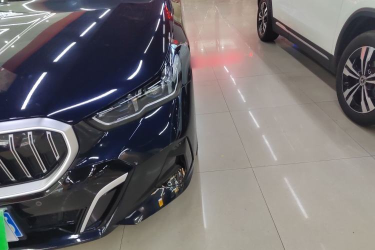 Used BMW 5 Series 2025 530Li Luxury Edition M Sport Package
