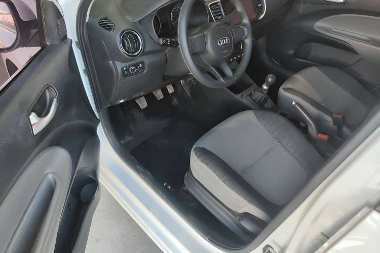 Used Kia Pegas 2017 1.4L Manual Fashion Edition Smart
