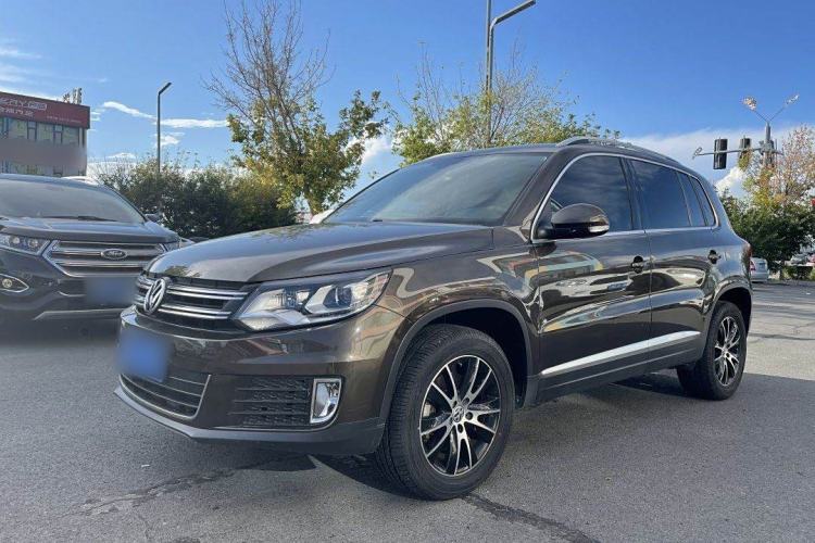 Used Volkswagen Tiguan 2015 1.8TSI Automatic All-Wheel-Drive Luxury Model
