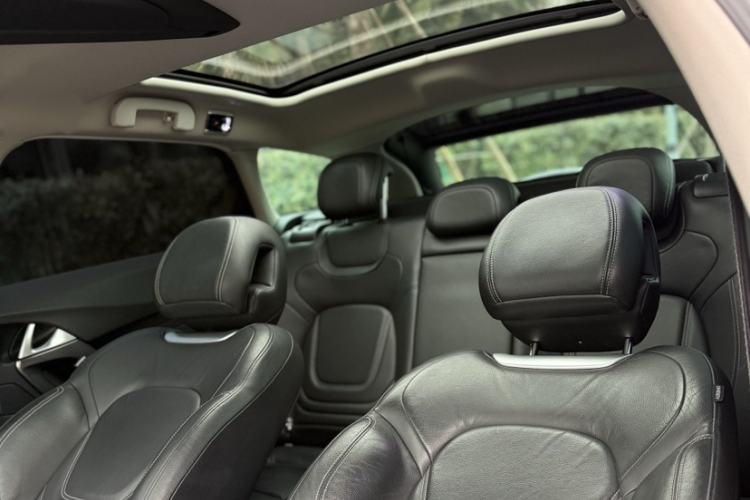 Used  5 2013 1.6T Elegant Edition THP200
