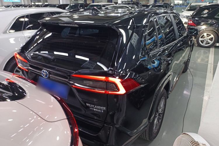 Used Toyota Wildlander 2024 Dual-Motor 2.5L E-CVT Two-Wheel Drive Luxury PLUS Edition
