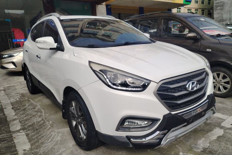 Used Hyundai ix35 2013 2.0L Automatic Two-Wheel Drive Smart GLS China IV Standard
